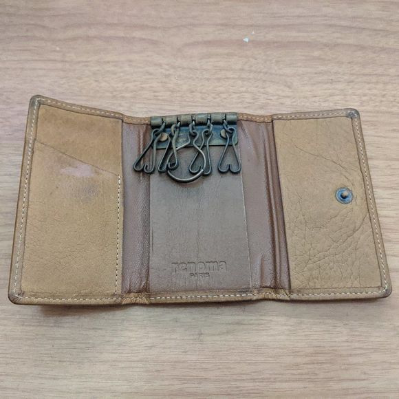 Renoma Key Holder💥PRICE DROP💥 - Picture 5 of 6